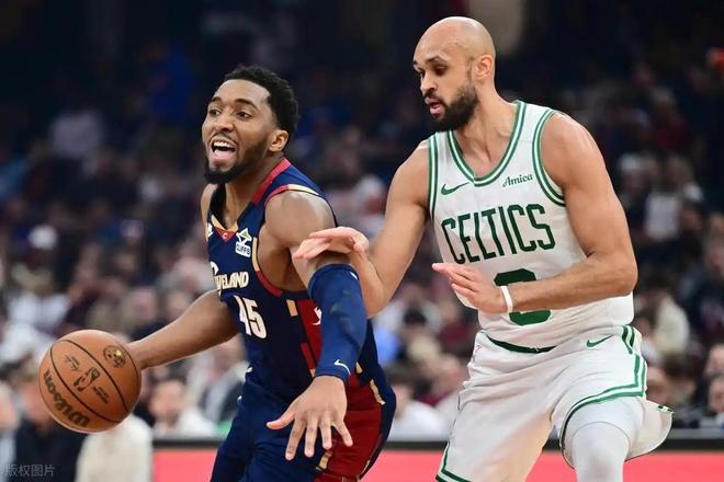 塔图姆复出首秀率绿军客场力克骑士