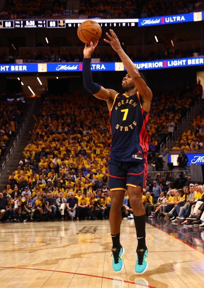 希尔德被老鹰弃用：三分神射手难觅容身之地