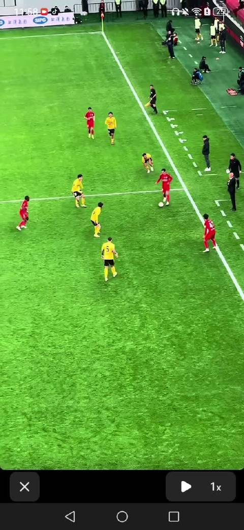 武磊双球归来302天后再展锋芒，李昊红包梗引爆