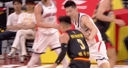 深圳男篮险胜广州终结连败 郑永刚坦言防守漏洞