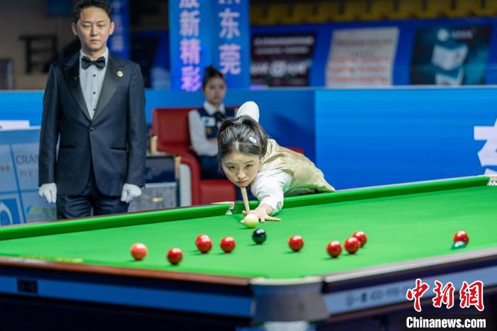 白雨露三连冠创历史 东莞选手卫冕女子世锦赛