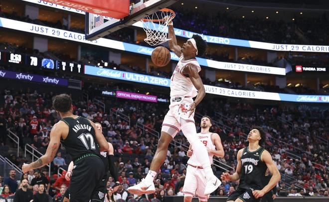 太阳轮休布克格林助湖人取胜 火箭失利西部排名