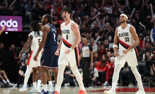 太阳轮休布克格林助湖人取胜 火箭失利西部排名