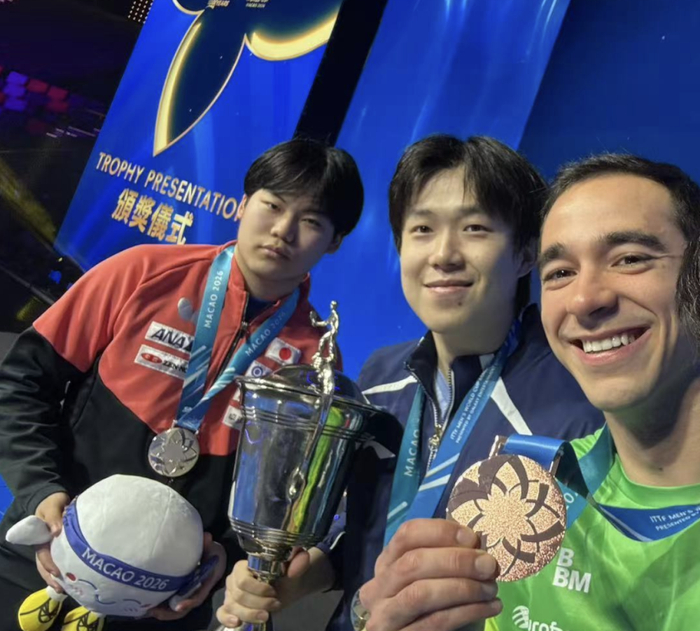 王楚钦力克松岛辉空夺首冠 日本球迷盛赞其潜力